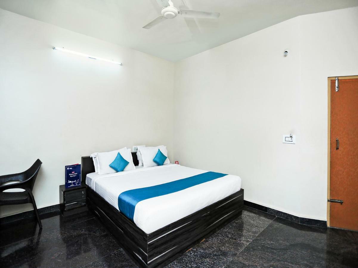 Oyo 9262 Recluse Premiere Hotel Kushalnagar Luaran gambar